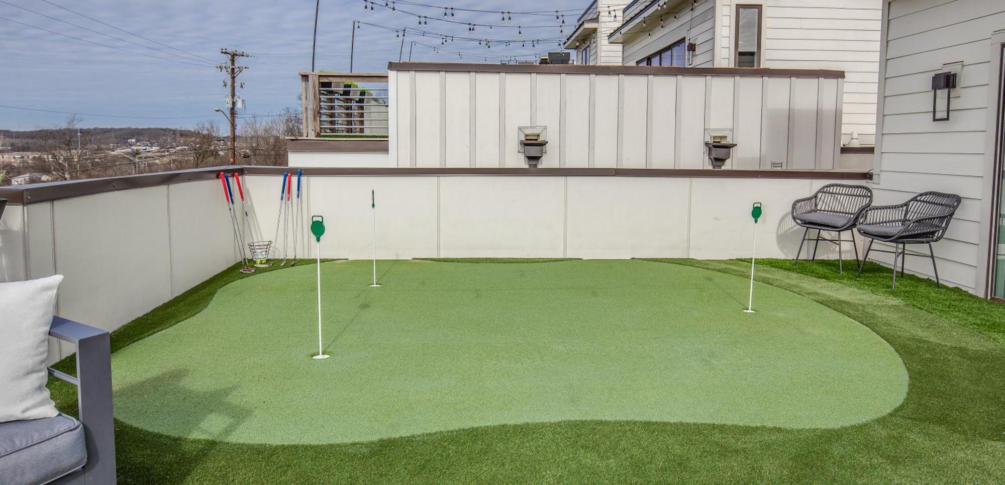 Whiskey House With Rooftop Golf, City Views! 8Min To Downtown! Sleeps 9! Nashville Exterior foto