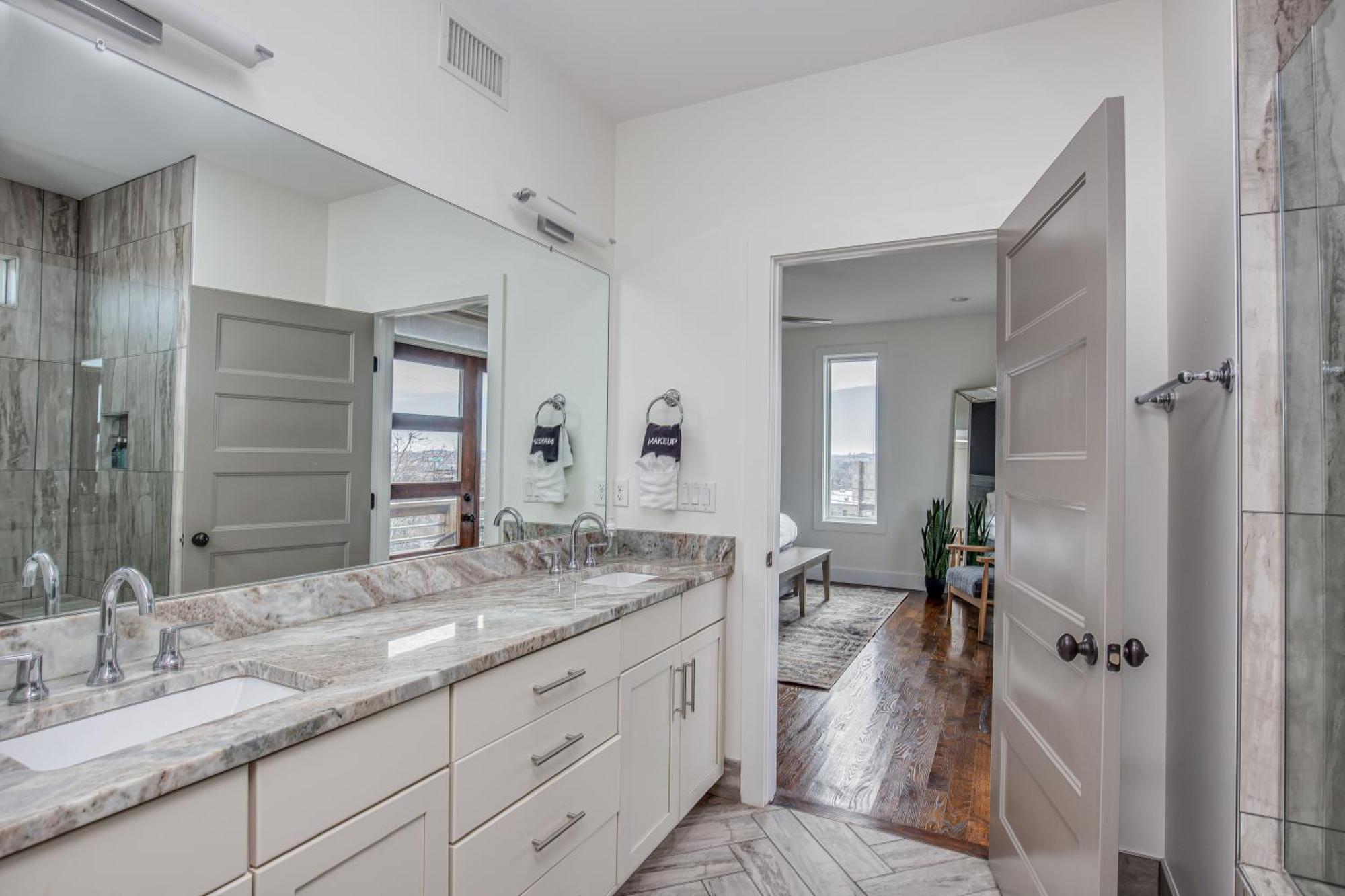 Whiskey House With Rooftop Golf, City Views! 8Min To Downtown! Sleeps 9! Nashville Exterior foto